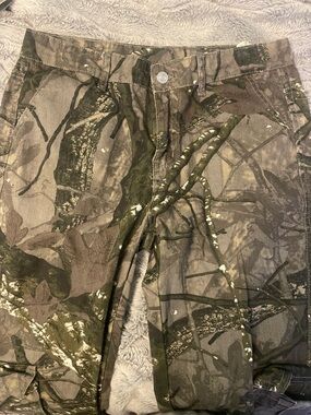 H&M Women’s Straight Leg Camo Pants - Green Brown